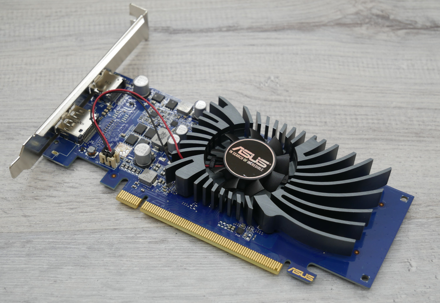 Відеокарта GeForce GT 1030 2 Gb DDR5, Asus (GT1030-2G-BRK) - зображення 2