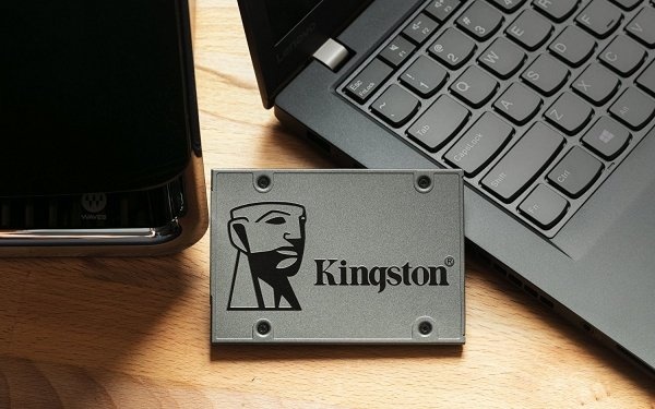 Накопичувач SSD 240GB Kingston UV500 + Upgrade Kit (SUV500B\/240G) - зображення 3