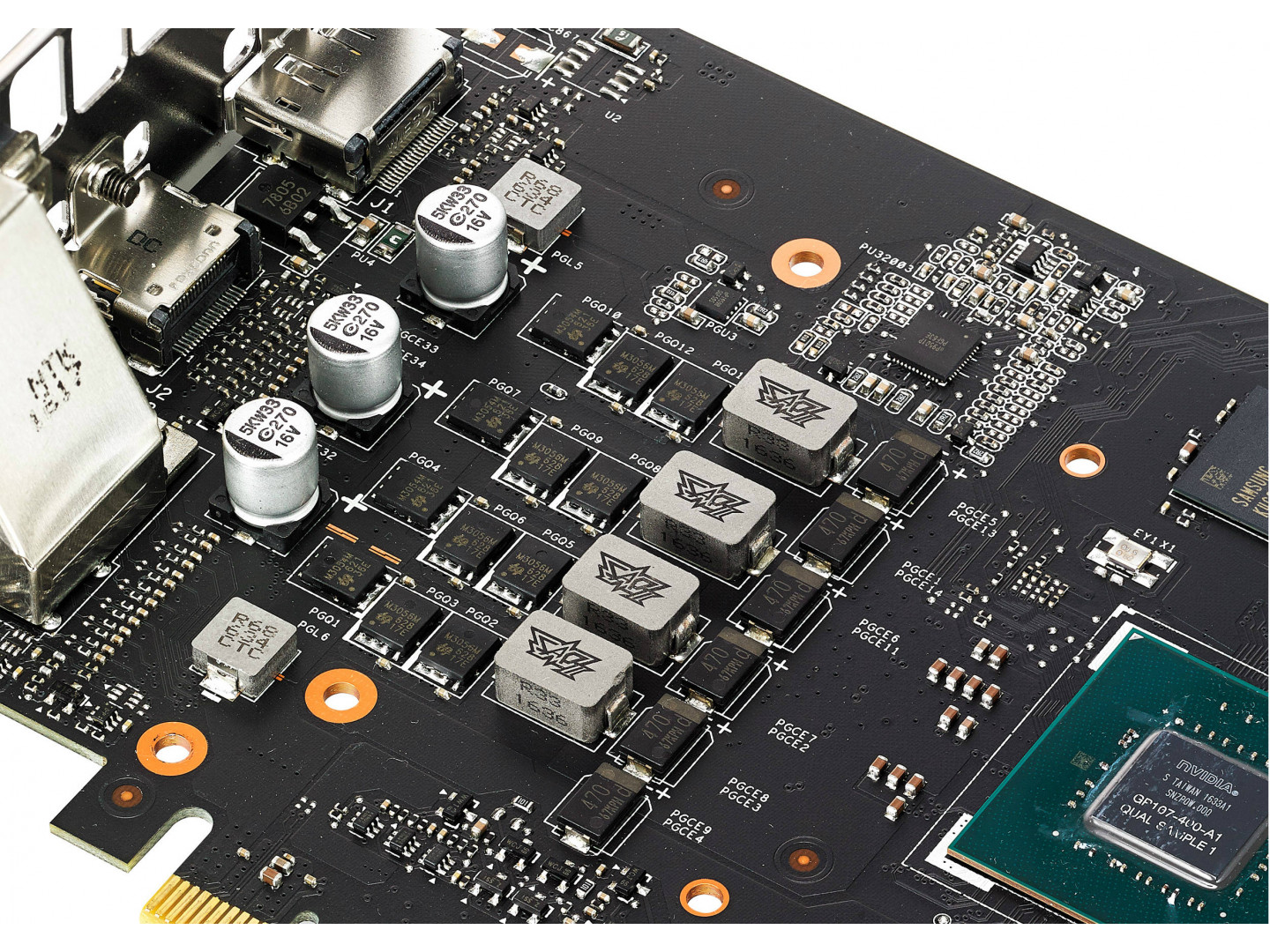 Відеокарта GeForce GTX1050 Ti 4 Gb DDR5, ASUS (STRIX-GTX1050TI-4G-GAMING) - зображення 3