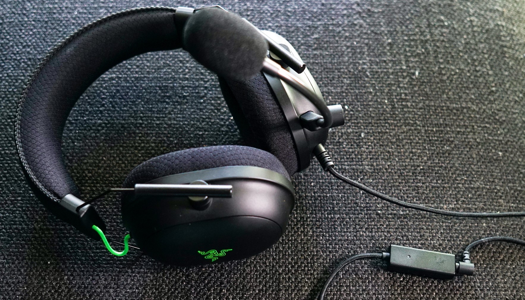 Гарнітура Razer Blackshark V2 Black (RZ04-03230100-R3M1) - зображення 5