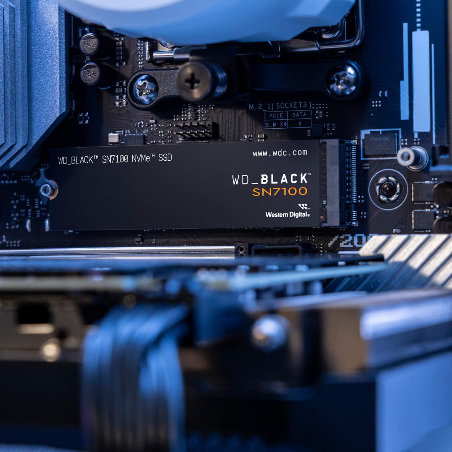Накопичувач SSD NVMe M.2 2000GB WD Black SN7100 (WDS200T4X0E) - зображення 4