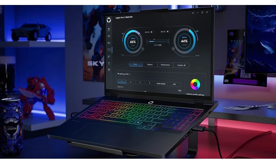 Ноутбук Lenovo Legion Pro 5 16IAX10 (83F30033RA) - зображення 8