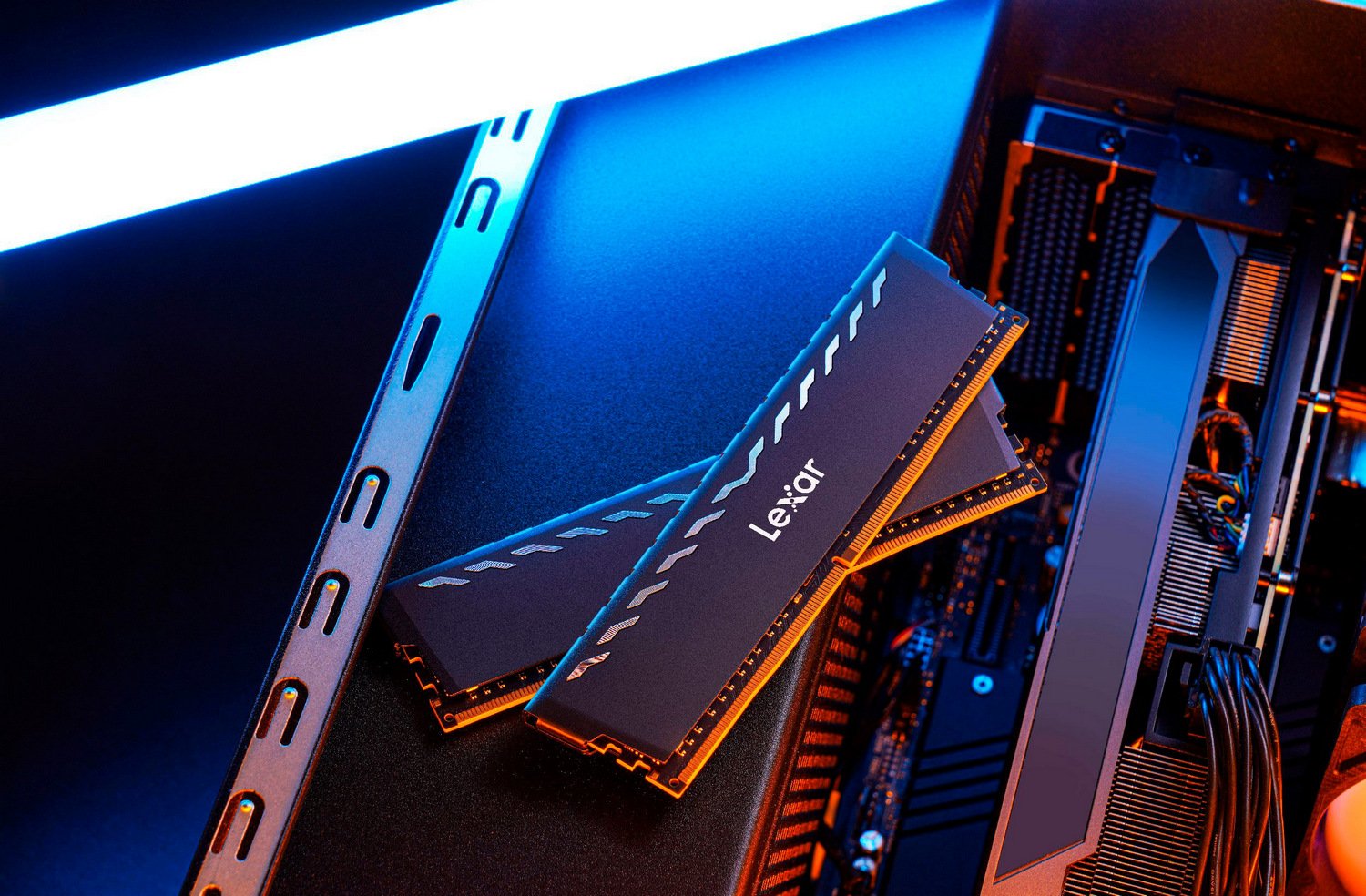 Пам'ять DDR4 RAM_16Gb (2x8Gb) 3600Mhz Lexar Thor Black (LD4U08G36C18LG-RGD) - зображення 5