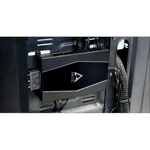 Контролер для вентиляторів Arctic Case Fan Hub - зображення 10