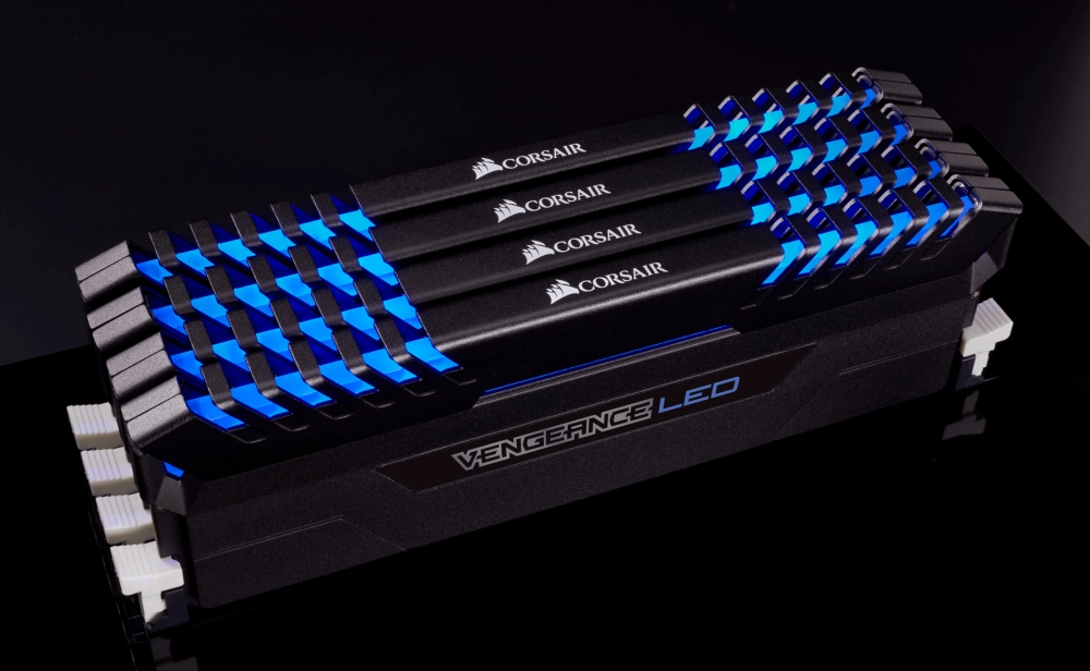 Пам'ять DDR4 RAM_32Gb (2x16Gb) 3000Mhz Corsair VENGEANCE LED (CMU32GX4M2C3000C15B) - зображення 3