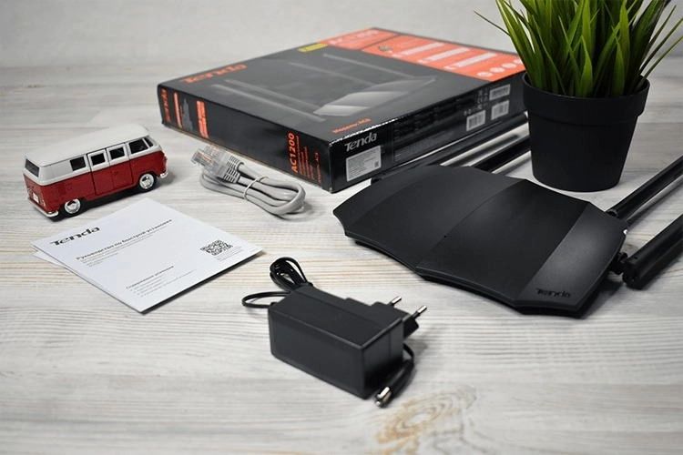 Маршрутизатор WiFi Tenda AC8 - зображення 6